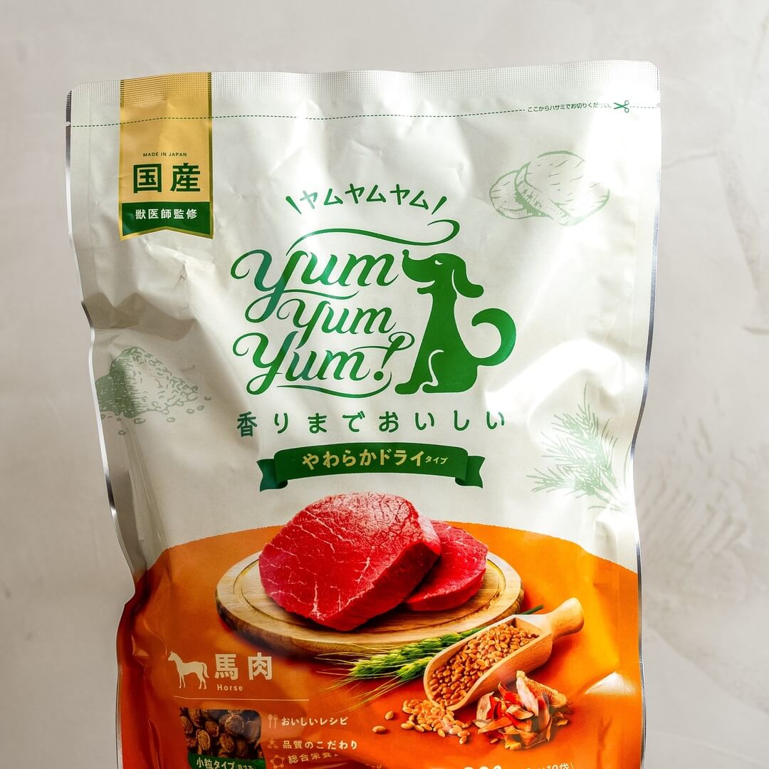 【やわらかドライタイプ】馬肉 ヤムヤムヤムドッグフード 800g(80g×10袋入り)